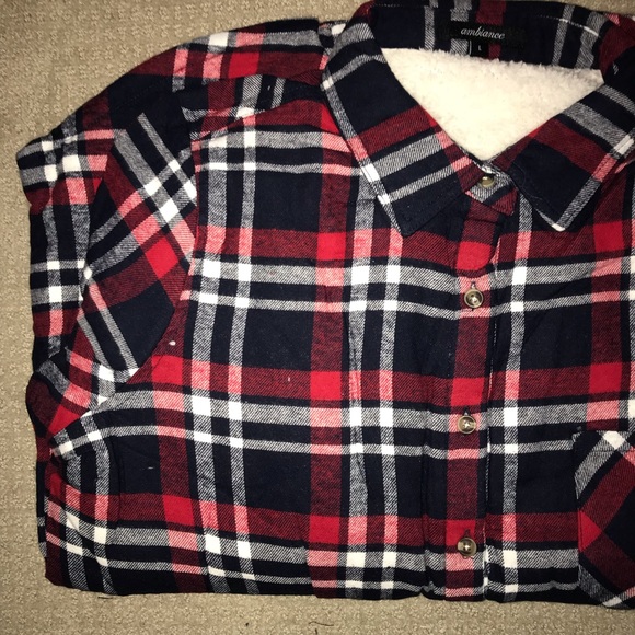 Fur lined plaid shirt - Picture 3 of 5
